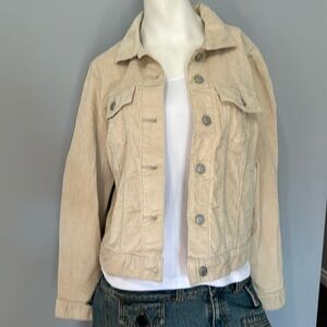 Gap corduroy jacket,new with tags NWT. Size large. Bundle and save!